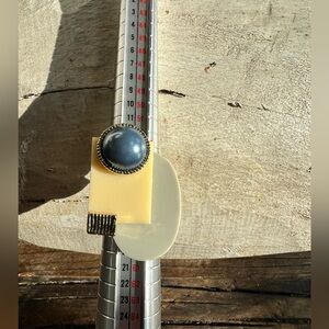 Jewelmint Blue and Cream Artistic Ring